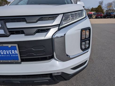 Used 2024 Mitsubishi Outlander Sport ES image 11