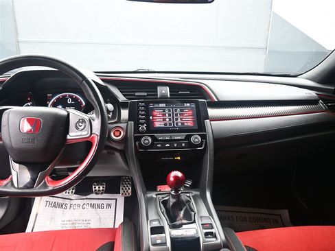 Used 2019 Honda Civic Type R image 16