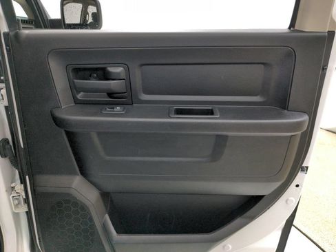 Used 2019 RAM 1500 Express w/ Wheel & Sound Group AWD/4WD image 27