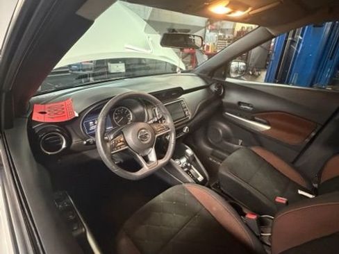 Used 2019 Nissan Kicks SR FWD image 5