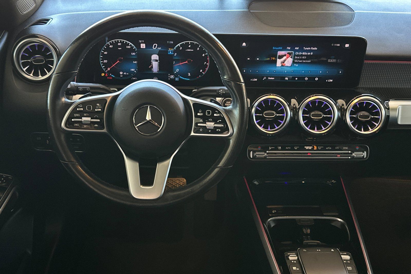 Used 2022 Mercedes-Benz GLB 250 4MATIC image 13