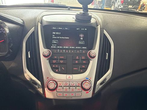 Used 2017 GMC Terrain SLE FWD image 10