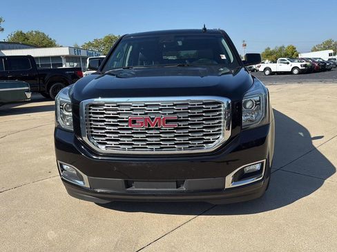 Used 2020 GMC Yukon XL Denali w/ Denali Ultimate Package image 8