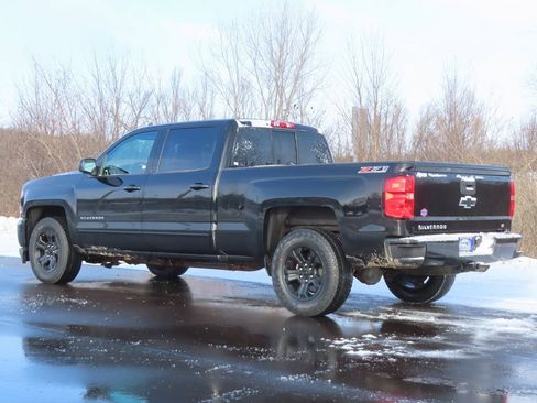 Used 2017 Chevrolet Silverado 1500 LT w/ All Star Edition image 26