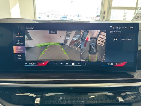 New 2026 BMW X5 xDrive40i w/ Climate Comfort Package image 29