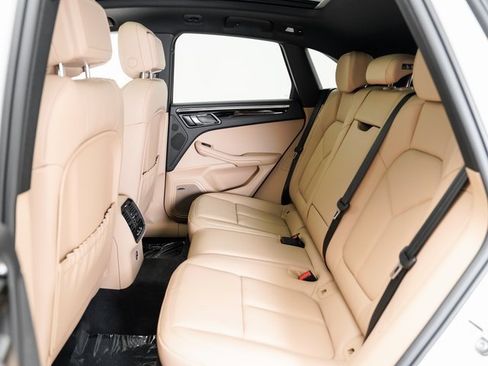 New 2025 Porsche Macan image 26