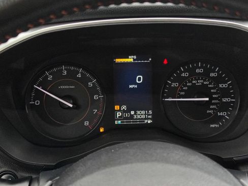Used 2021 Subaru Crosstrek 2.0i Premium AWD/4WD image 24