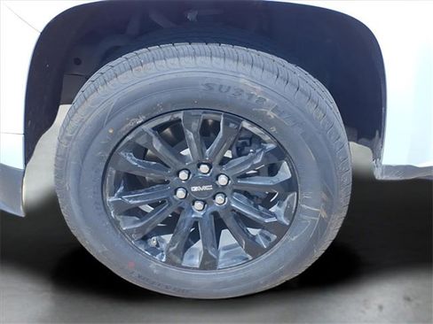 Used 2022 GMC Canyon Elevation w/ Elevation Premium Package image 21