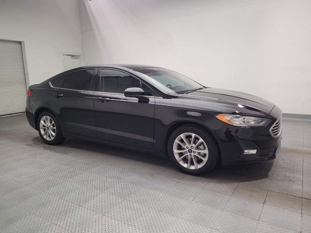 Used 2019 Ford Fusion SE w/ Equipment Group 151A FWD image 11