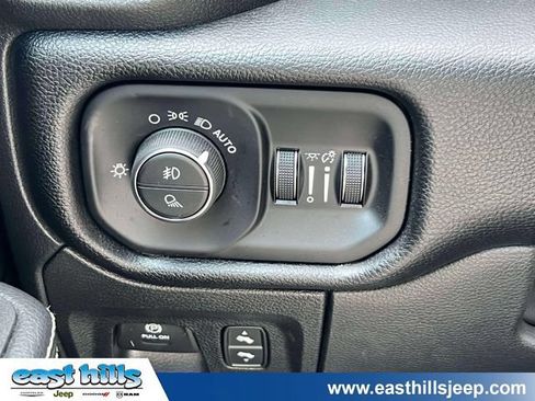 Certified 2026 RAM 1500 Laramie AWD/4WD image 26