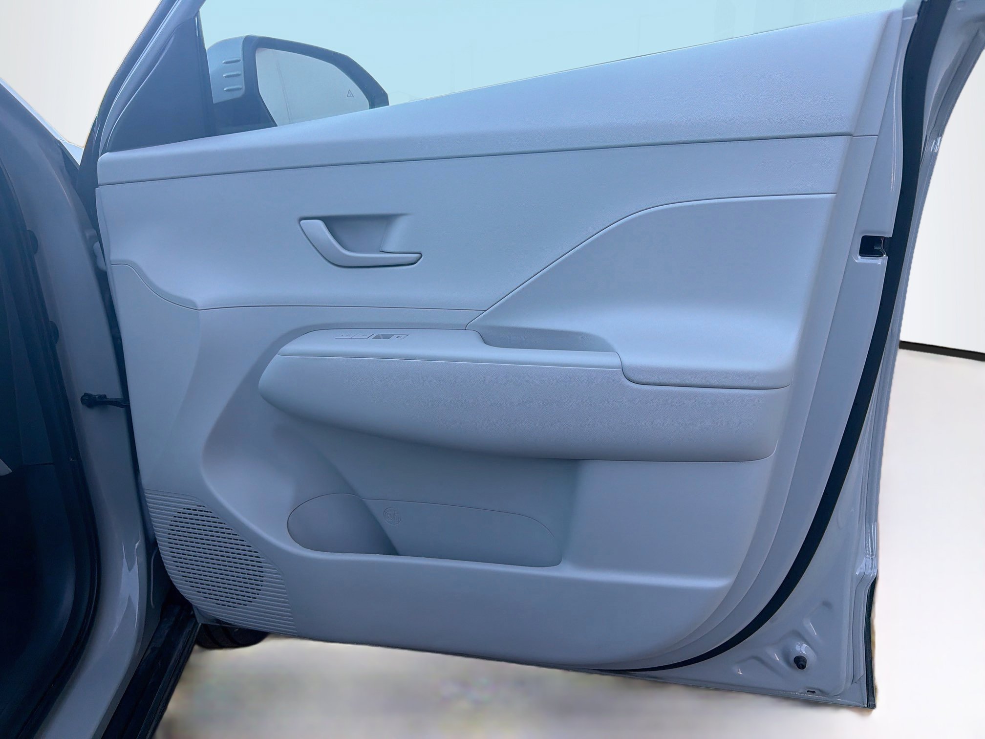 Used 2025 Hyundai Kona SEL AWD/4WD image 33