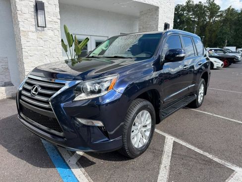 Used 2018 Lexus GX 460 Premium w/ Premium Package AWD/4WD image 3