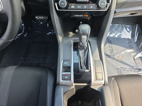 Used 2021 Honda Civic Sport image 19