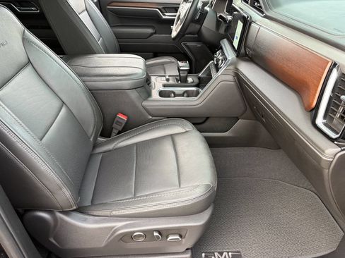 Certified 2025 GMC Sierra 1500 Denali AWD/4WD image 12