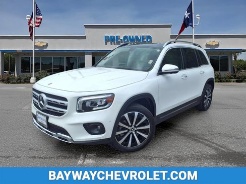 Used 2023 Mercedes-Benz GLB 250 image 1