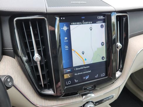 Used 2019 Volvo XC60 T5 Inscription FWD image 16