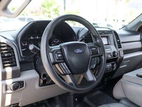 Used 2020 Ford F250 XL w/ Power Equipment Group AWD/4WD image 23