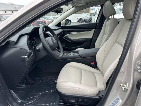 New 2026 MAZDA MAZDA3 2.5 S Sedan w/ Preferred Pkg image 22