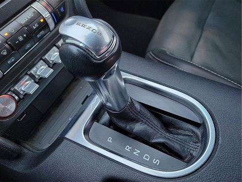 Used 2020 Ford Mustang Premium image 17