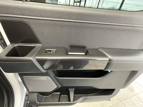 Used 2022 Ford F150 Lariat w/ Equipment Group 502A High image 17