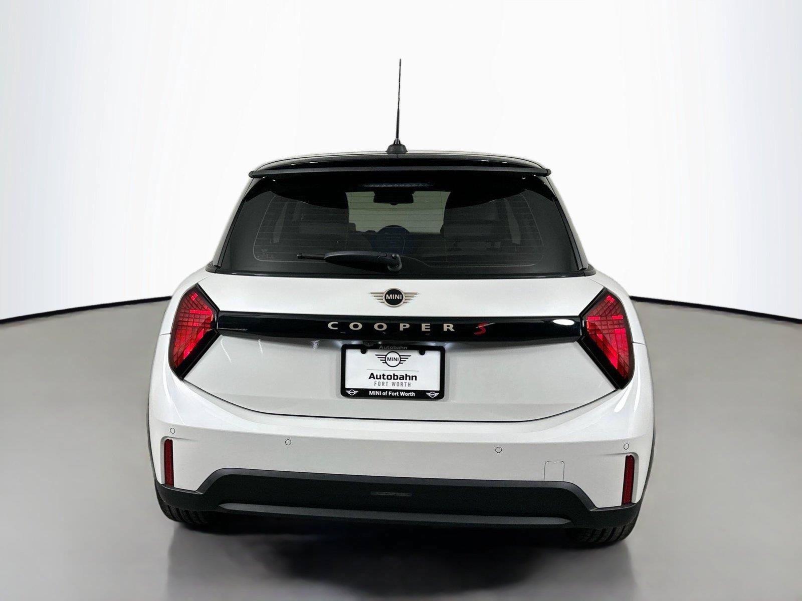 Used 2025 MINI Cooper S FWD image 5