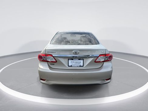 Used 2012 Toyota Corolla LE image 7