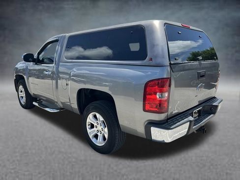 Used 2013 Chevrolet Silverado 1500 W/T RWD image 7
