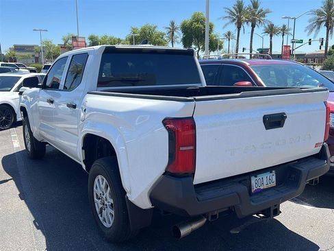 Used 2024 Toyota Tacoma SR image 3