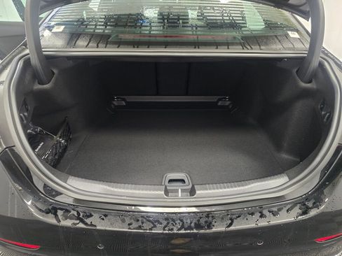 New 2025 Mercedes-Benz C 300 4MATIC Sedan image 11