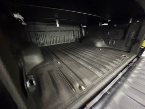 Used 2020 Toyota Tundra Limited w/ Limited Premium Package AWD/4WD image 14
