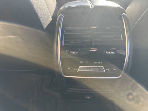 Used 2020 BMW X5 xDrive40i w/ M Sport Package image 37