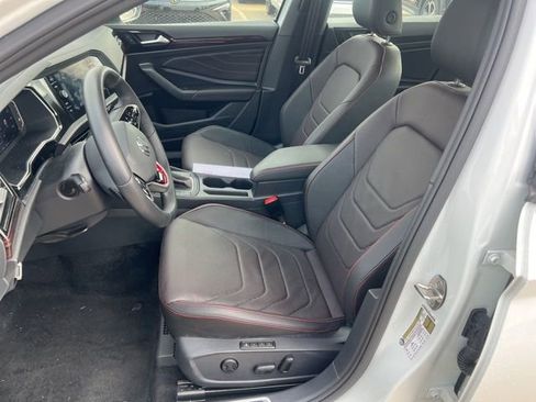 Used 2024 Volkswagen Jetta GLI Autobahn w/ GLI Black Package image 7