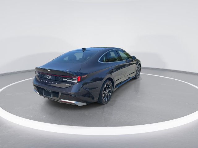 Used 2025 Hyundai Sonata SEL AWD/4WD image 8