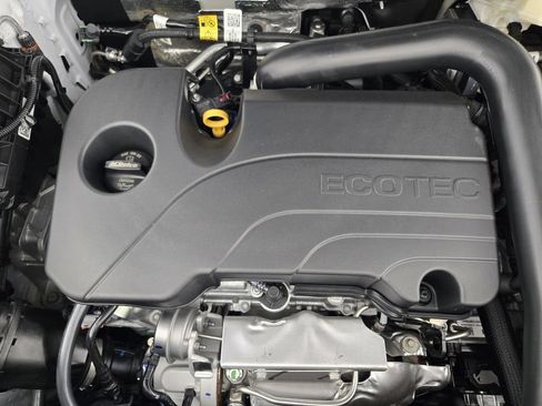 New 2027 Chevrolet Equinox LT w/ Midnight Edition FWD image 36