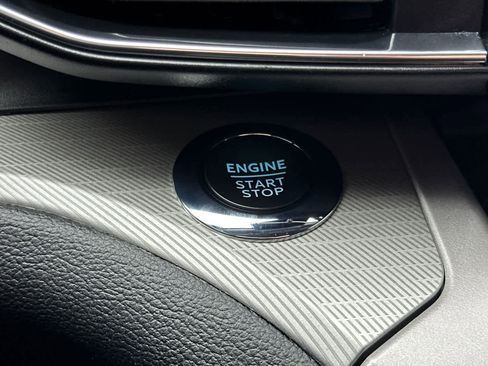 Used 2023 Ford Explorer XLT w/ Equipment Group 202A image 25