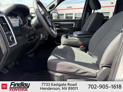 Used 2024 RAM 1500 Warlock RWD image 6