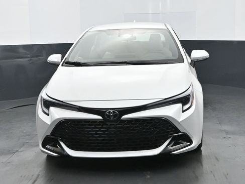 Used 2025 Toyota Corolla SE image 8