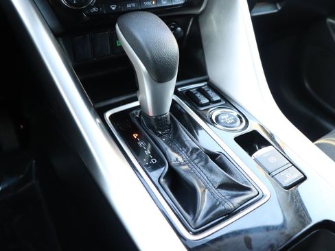 Used 2024 Mitsubishi Eclipse Cross SE image 35