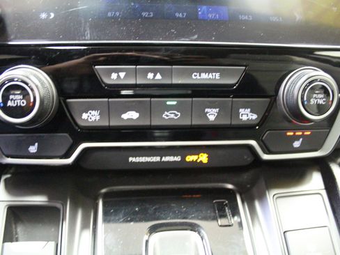 Used 2019 Honda CR-V EX image 17