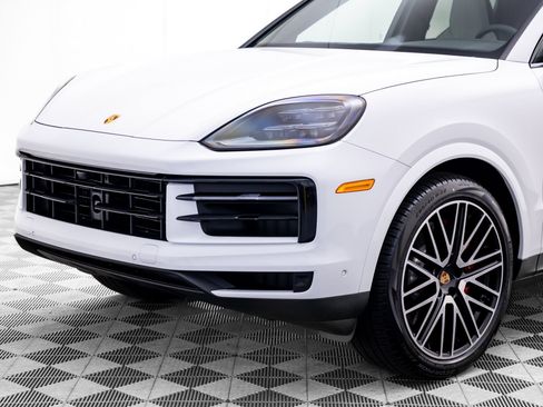 New 2026 Porsche Cayenne S AWD/4WD image 38
