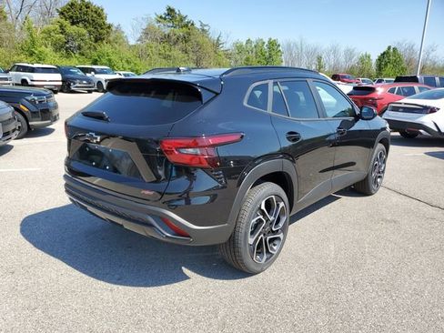 New 2026 Chevrolet Trax RS w/ Driver Confidence Package FWD image 4