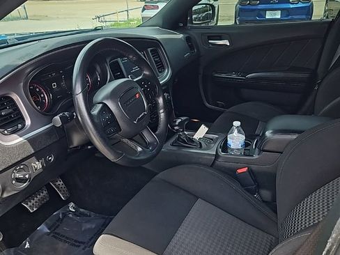 Used 2022 Dodge Charger R/T w/ Blacktop Package image 12
