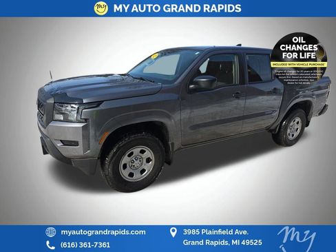 Used 2022 Nissan Frontier S w/ Technology Package image 3