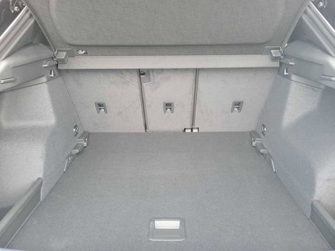 New 2025 Audi Q3 2.0T Premium image 26