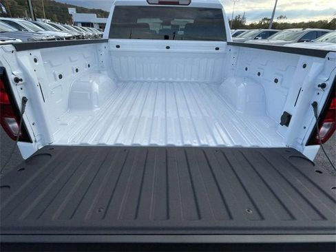 New 2026 GMC Sierra 1500 Elevation w/ X31 Off-Road Package image 9