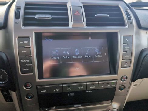 Used 2020 Lexus GX 460 Premium image 13