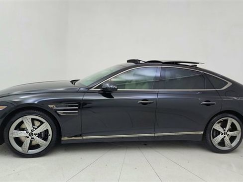 Used 2025 Genesis G80 2.5T Sport Prestige image 3