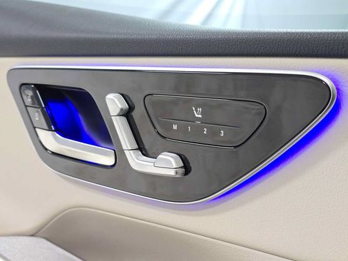 Certified 2026 Mercedes-Benz GLC 300 4MATIC image 23