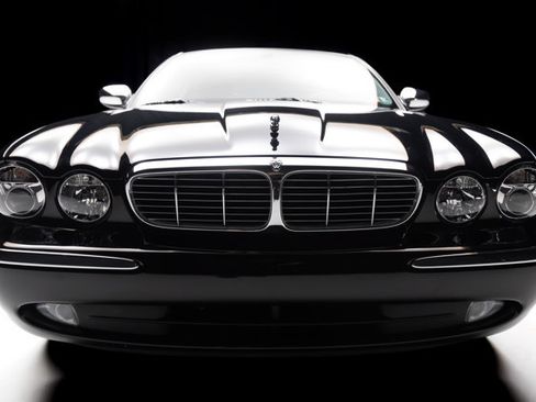 Used 2005 Jaguar XJ8 RWD image 28