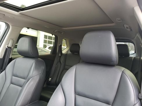Certified 2023 Nissan Rogue SL w/ SL Premium Package AWD/4WD image 26